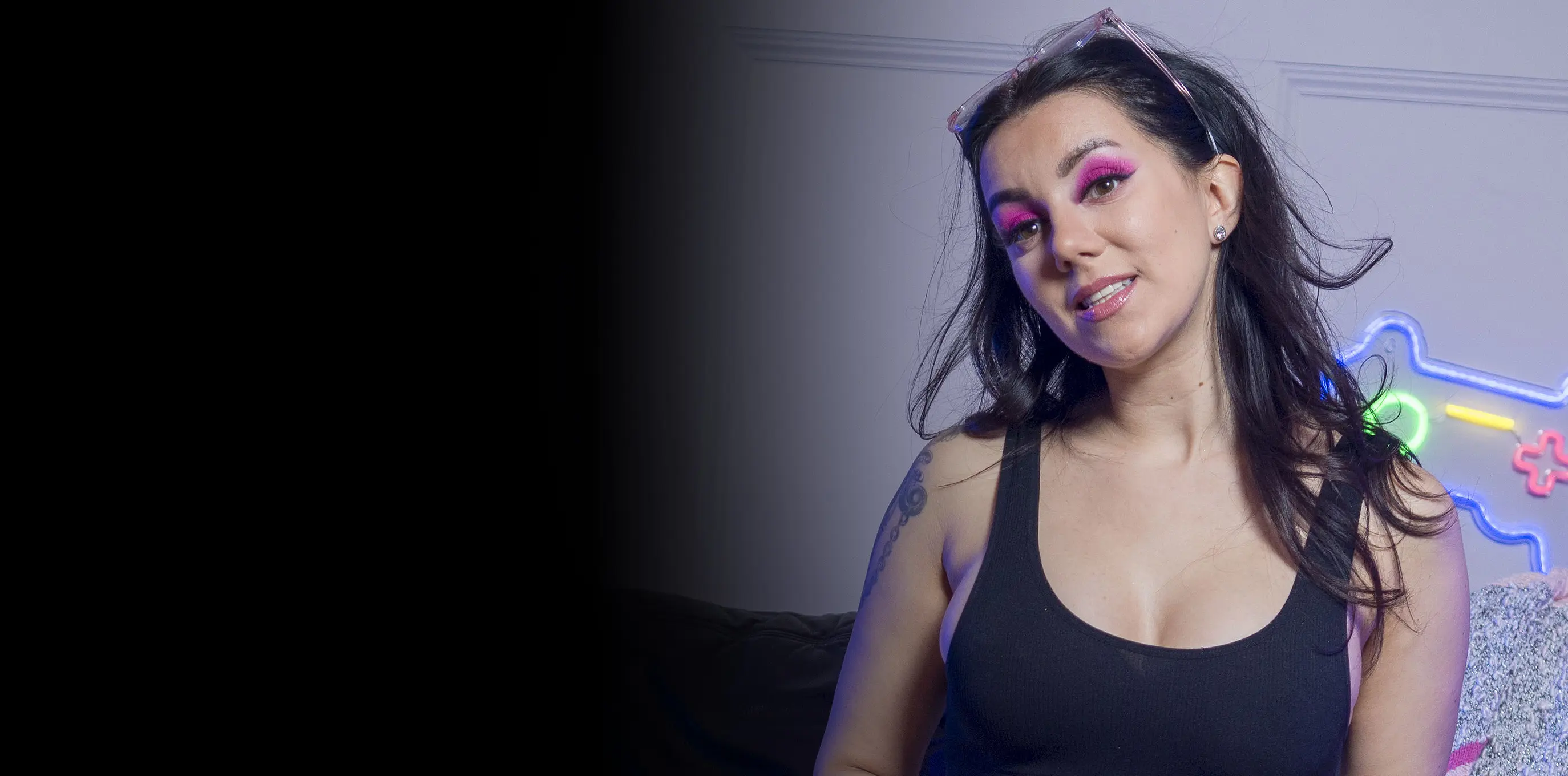 This is a default alt