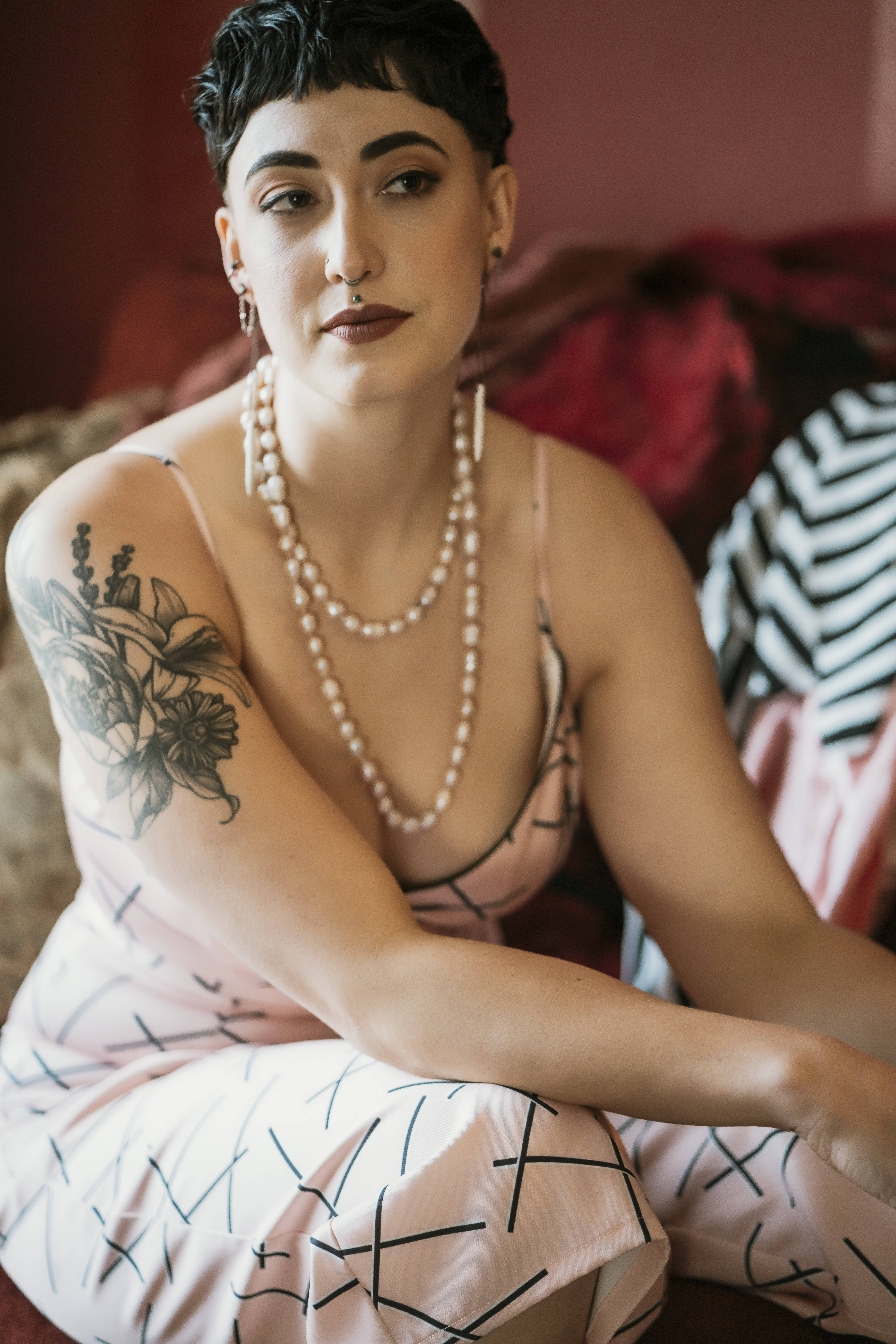 IrisHeadshot_LR3-min