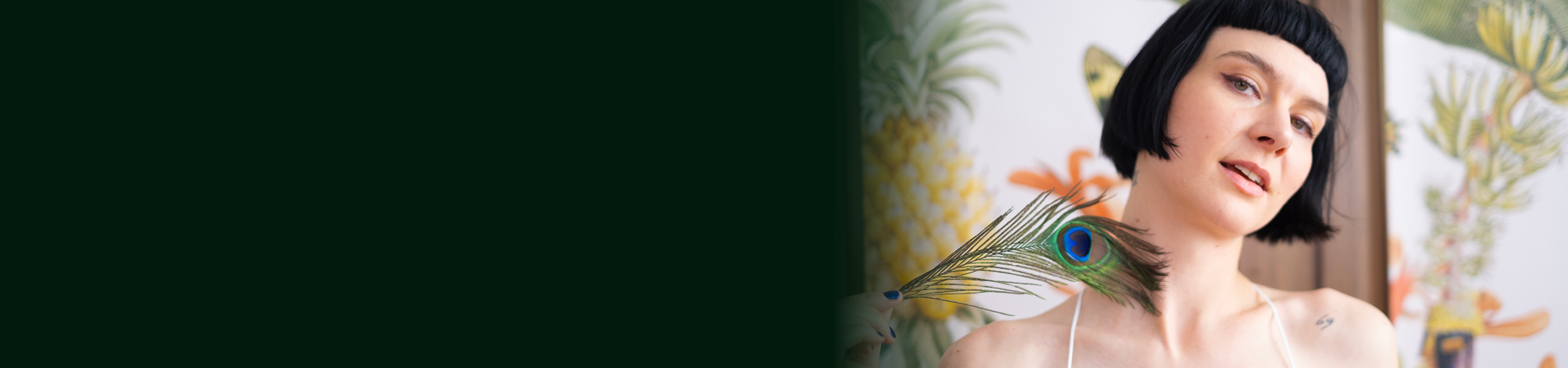 This is a default alt