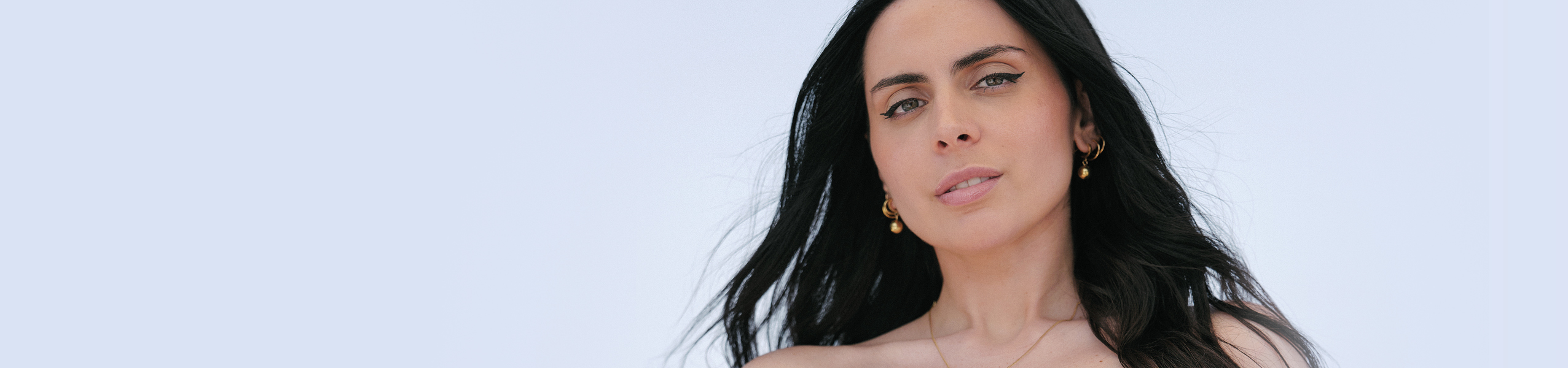 This is a default alt