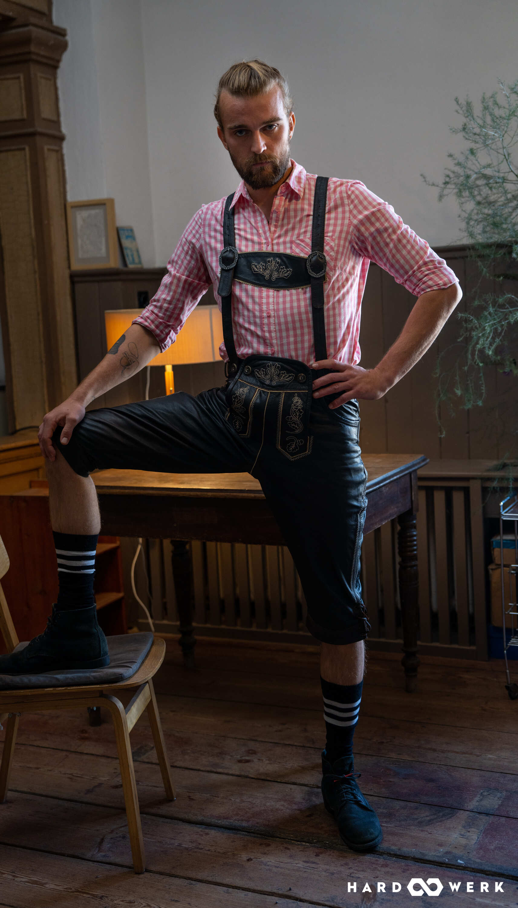 00003_HARDWERK_2BANG-SERAFINA-SKY_serafina-noir-roman-012