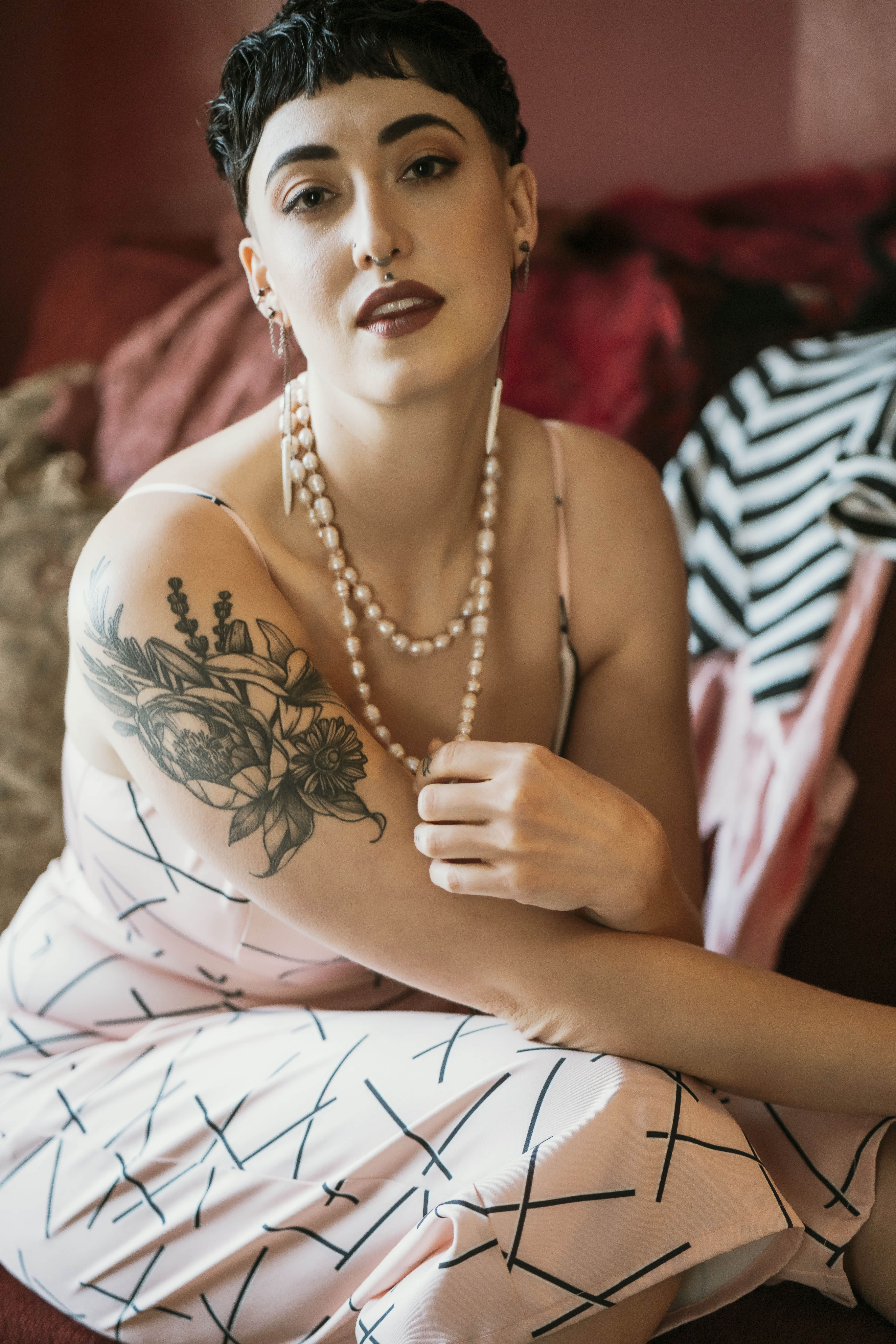 IrisHeadshot_LR1-min