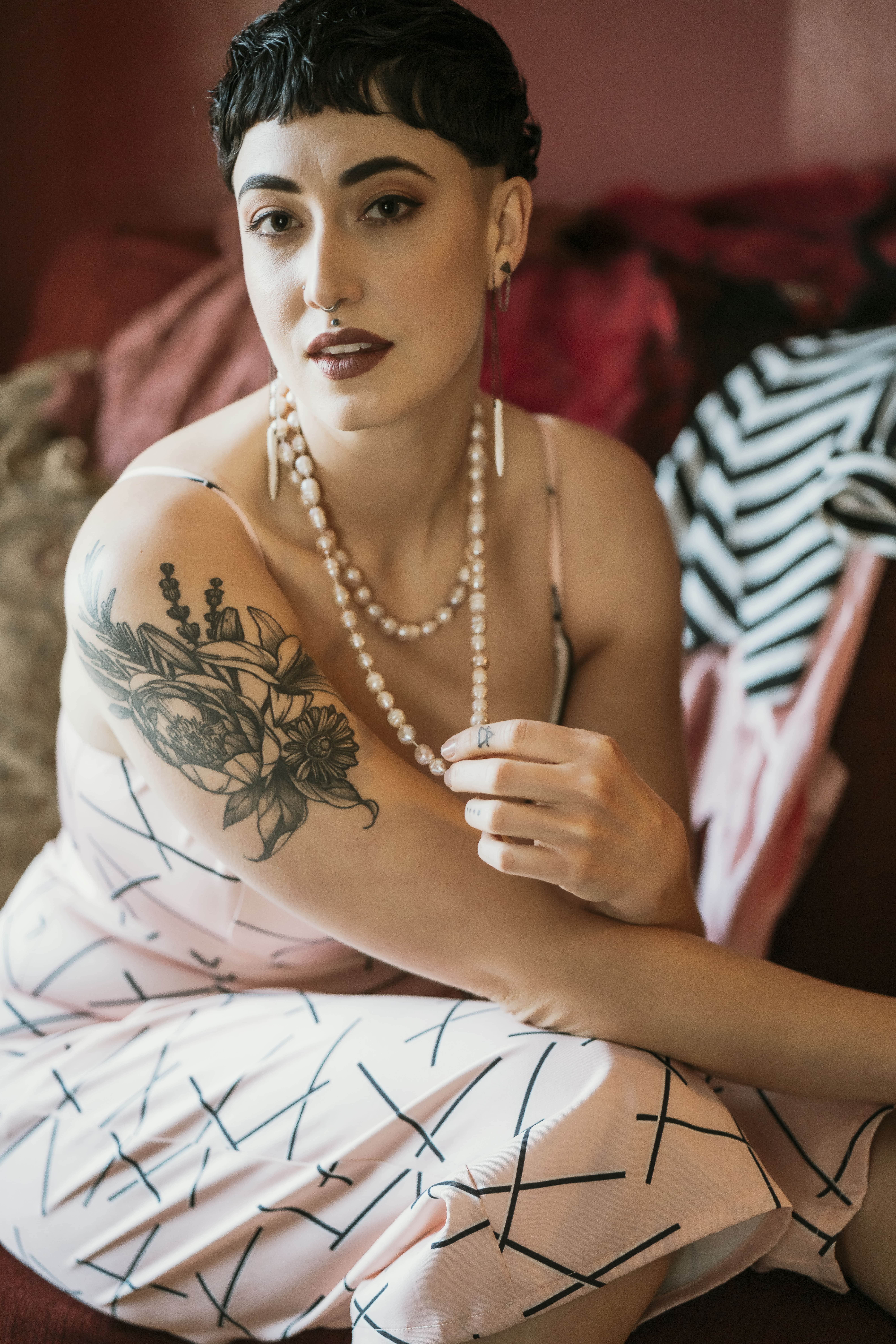 IrisHeadshot_LR2-min