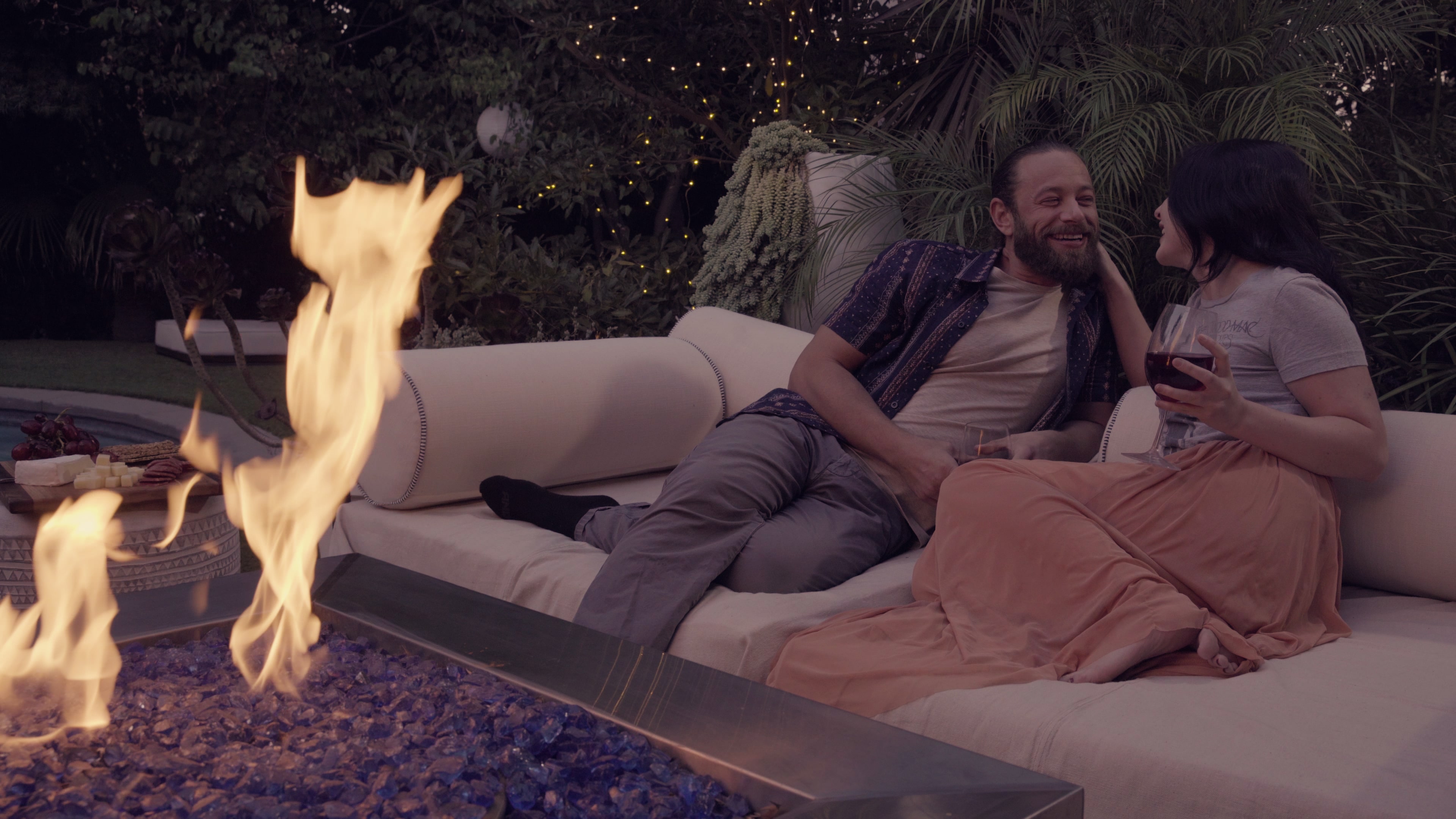 FiredateMovie Copy 04.00_01_02_05.Still005-min