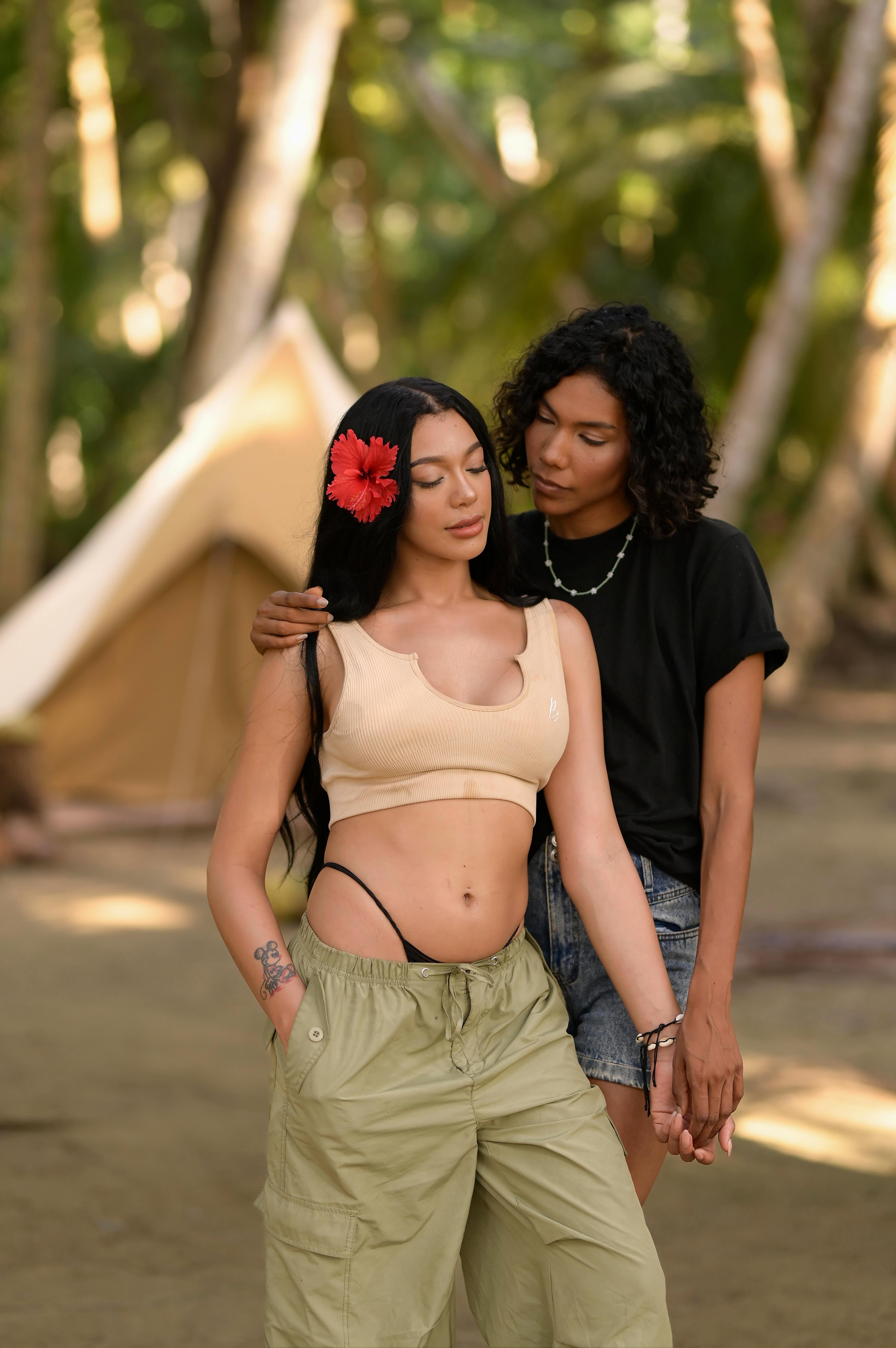 Cocotal portrait jpg low-13