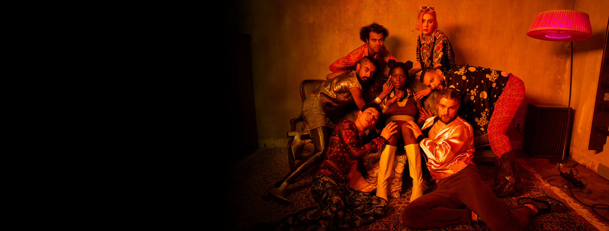 BEER AND LOVING WITH LAS BANGERS