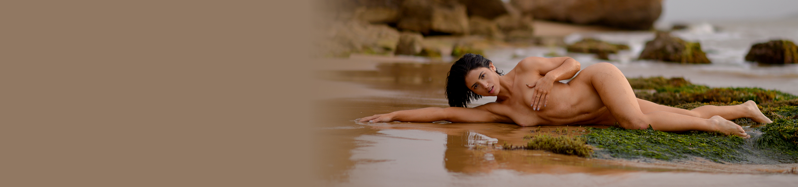 This is a default alt