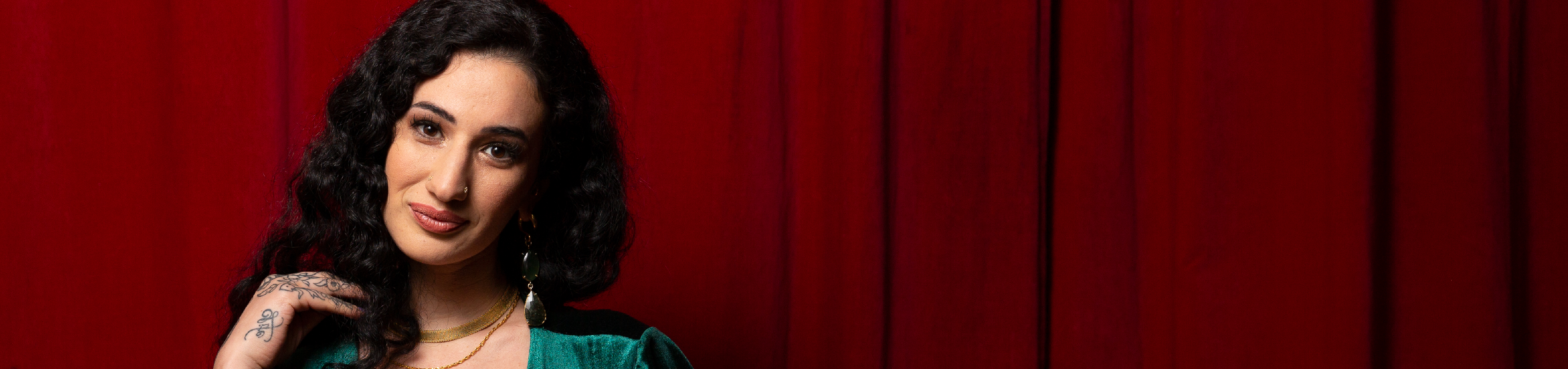 This is a default alt